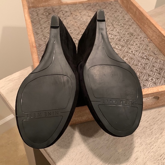 Never worn Black wedge tall wedge heeled suede booties 9.5 - Picture 9 of 9